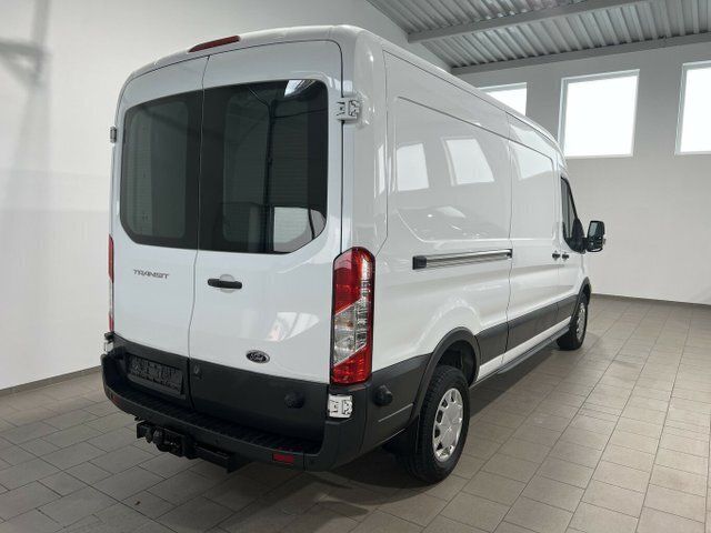 Second-hand Ford Transit 170 CP (125 kW) 2018 Alb Van