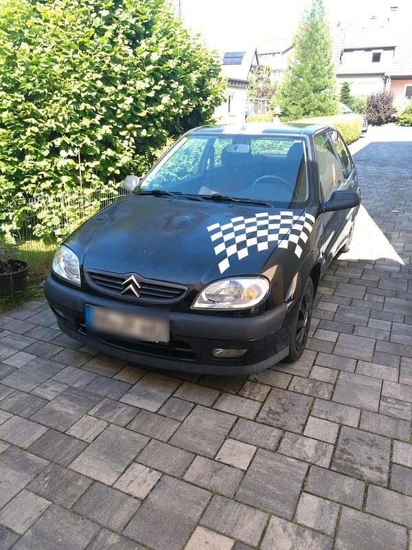 Schwarz Gebraucht 2001 Citroën Saxo Furio Kleinwagen | 500 € (Guter Preis) - Bild 1/4