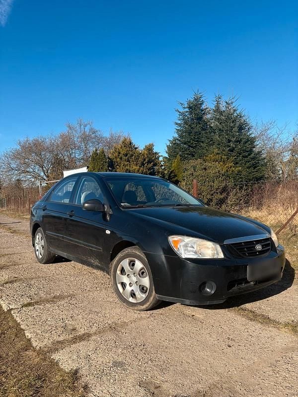 Gebraucht Kia Cerato 105 PS (77 kW) 2005 Schwarz Limousine