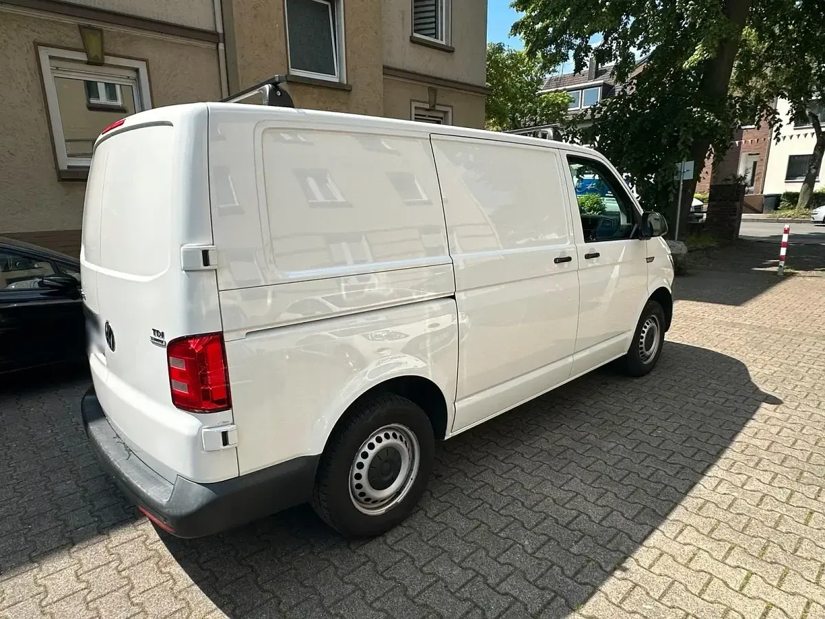 Gebraucht VW Transporter 102 PS (75 kW) 2015 Weiß Van