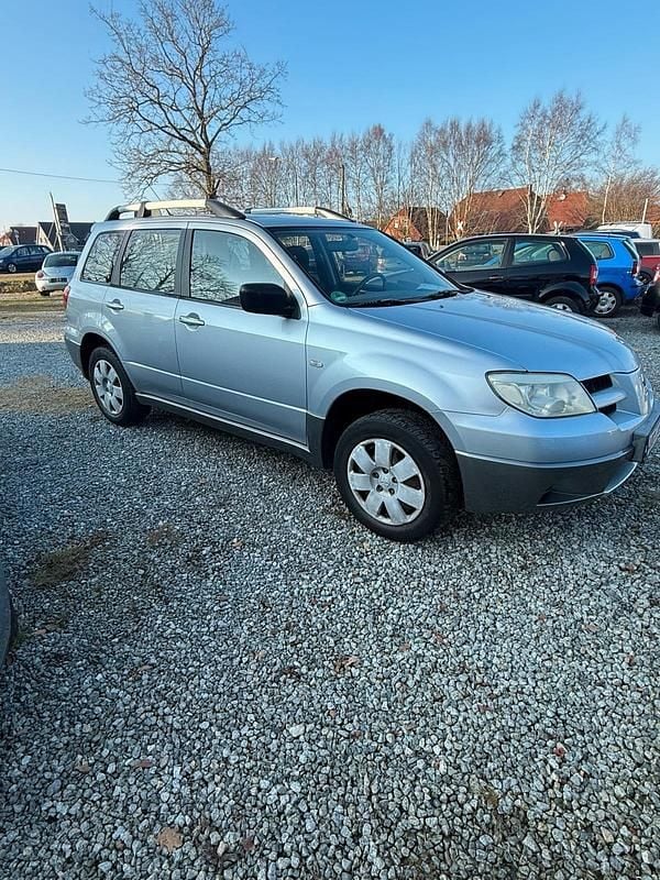Gebraucht Mitsubishi Outlander 136 PS (100 kW) 2006 Silber SUV