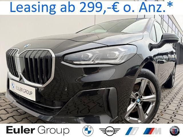 Gebraucht BMW 220 Active Tourer Luxury Line 156 PS (114 kW) 2025 Black sapphire metallic Van / Kleinbus