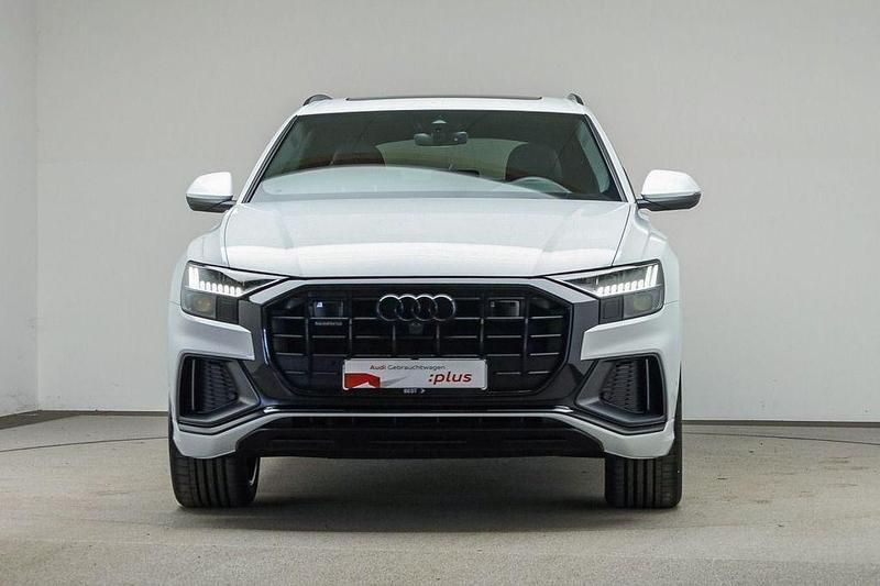 Gebraucht Audi Q8 S-Line 231 PS (169 kW) 2023 Gletscherweiß metallic (metallic) SUV