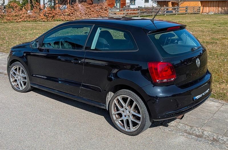 Gebraucht VW Polo 105 PS (77 kW) 2011 Schwarz Kleinwagen