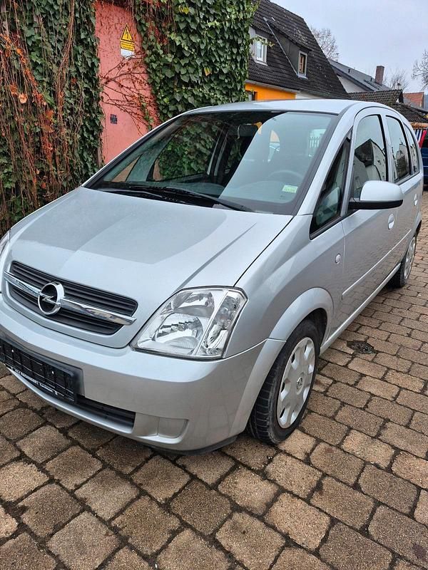 Silber Gebraucht 2005 Opel Meriva Van / Kleinbus | 2.200 € (Fairer Preis) - Bild 1/4