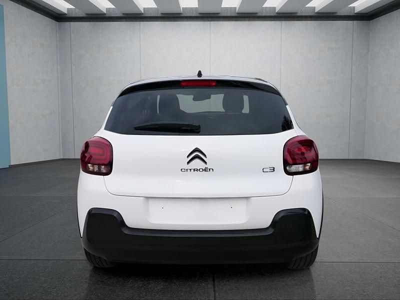 Używany Citroën C3 PureTech 83 KM (61 kW) 2023 Czarny Hatchback