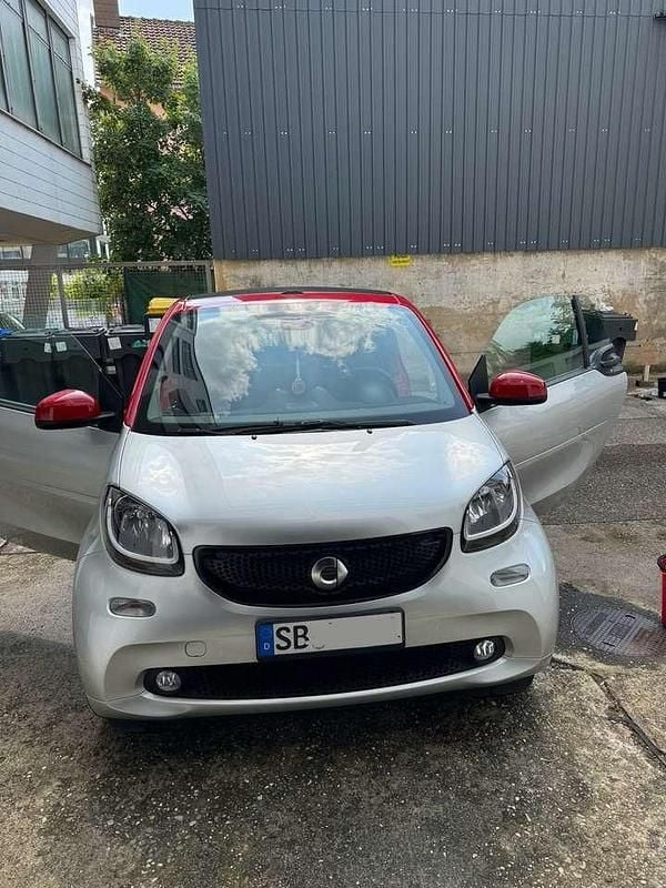 Gebraucht 2016 Smart ForTwo Cabrio Passion Cabrio | 13.990 € (Fairer Preis) - Bild 1/4