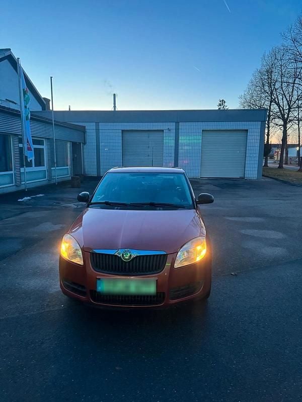 Orange Gebraucht 2009 Skoda Fabia Kleinwagen | 2.850 € (Fairer Preis) - Bild 1/4