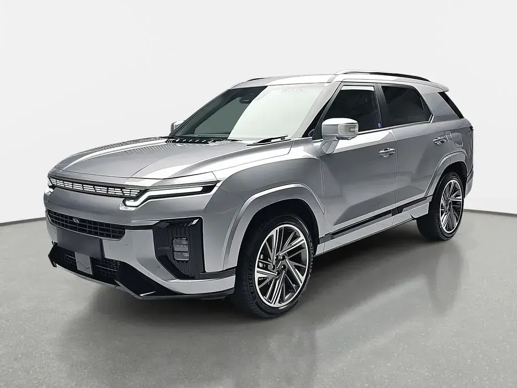 Neu KGM Actyon 163 PS (119 kW) 2026 Silber SUV