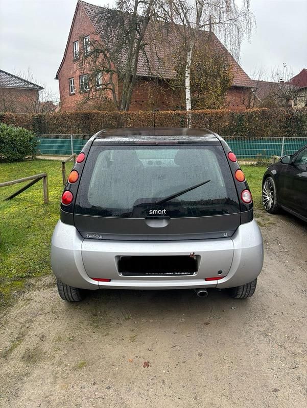 Andere farben Gebraucht 2005 Smart ForFour Kleinwagen | 750 € (Guter Preis) - Bild 1/4