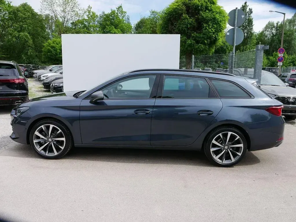 Neu Seat Leon FR 150 PS (110 kW) 2026 Magnetic tech grey Kombi