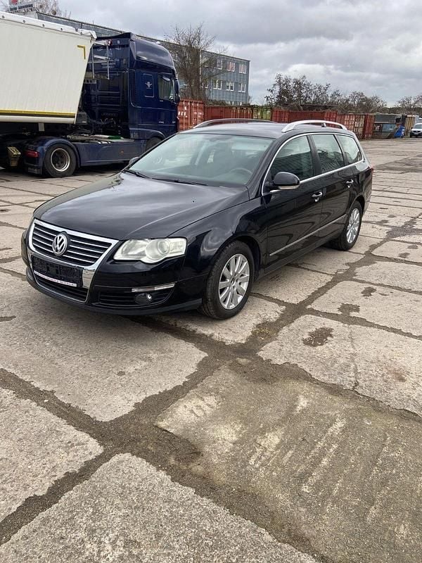 Schwarz Gebraucht 2008 VW Passat Highline Kombi | 1.799 € (Superpreis) - Bild 1/4