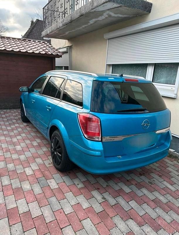 Gebraucht Opel Astra 120 PS (88 kW) 2006 Blau Kombi