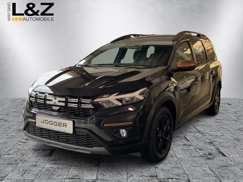 Perlmuttschwarz Neu 2025 Dacia Jogger Extreme Van / Kleinbus | 23.190 € (Fairer Preis) - Bild 1/4
