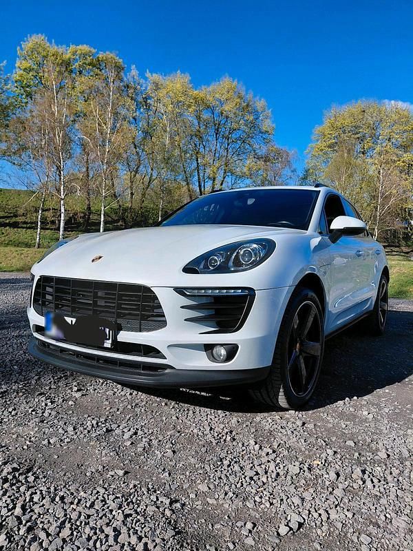 Gebraucht Porsche Macan S 258 PS (189 kW) 2016 Weiß SUV