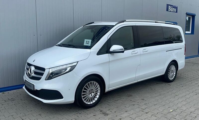 9134 bergkristallweiß metallic Gebraucht 2019 Mercedes V250 Sport Van / Kleinbus | 43.499 € (Etwas zu teuer) - Bild 1/4