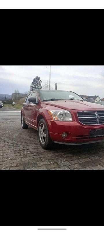 Rot Gebraucht 2007 Dodge Caliber SXT SUV | 3.800 € (Etwas zu teuer) - Bild 1/4