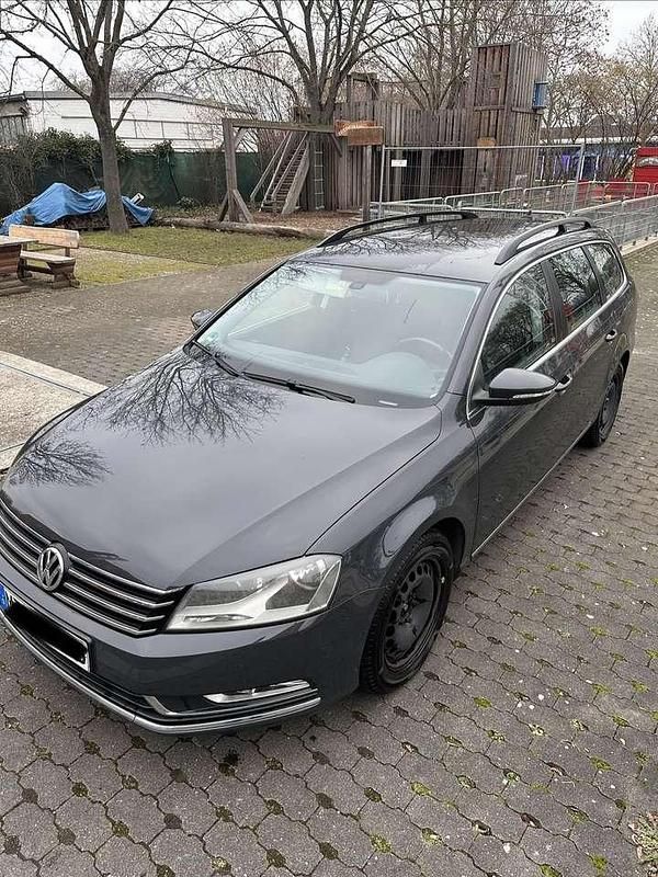Gebraucht 2011 VW Passat Trendline Kombi | 4.999 € (Superpreis) - Bild 1/4