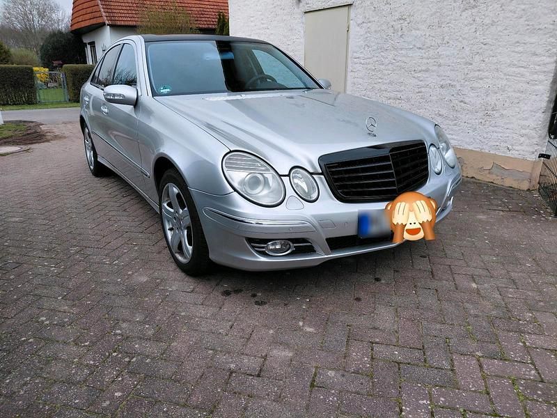 Gebraucht Mercedes E320 224 PS (164 kW) 2004 Silber Limousine