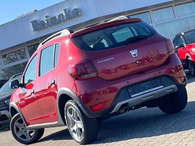 Gebraucht Dacia Sandero Stepway 90 PS (66 kW) 2020 Rot Kleinwagen