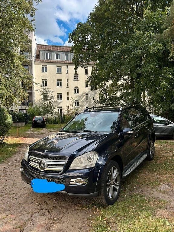 Blau Gebraucht 2008 Mercedes GL420 SUV | 11.123 € (Fairer Preis) - Bild 1/4
