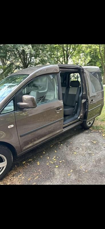 Gebraucht VW Caddy 2011 Braun Van / Kleinbus