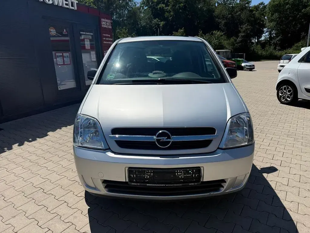 Gebraucht Opel Meriva 87 PS (63 kW) 2003 Silber Van / Kleinbus