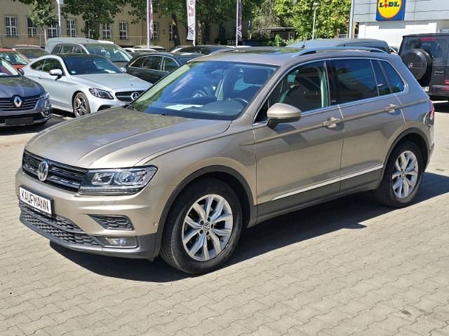 Beige Gebraucht 2018 VW Tiguan Comfortline SUV | 19.890 € (Fairer Preis) - Bild 1/4