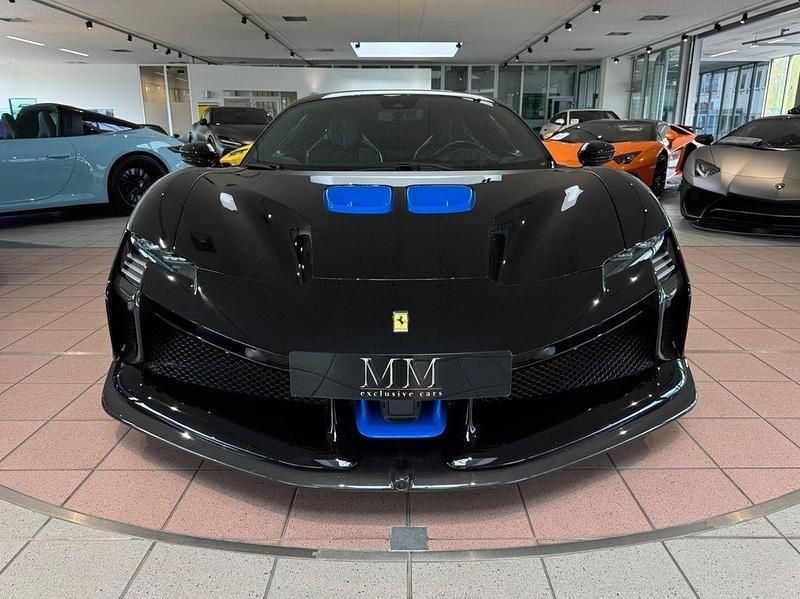 Gebraucht Ferrari SF90 2024 Schwarz Coupé