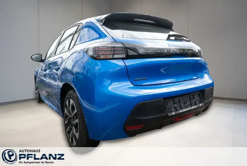 Gebraucht Peugeot 208 Active 75 PS (55 kW) 2024 Blau Kleinwagen
