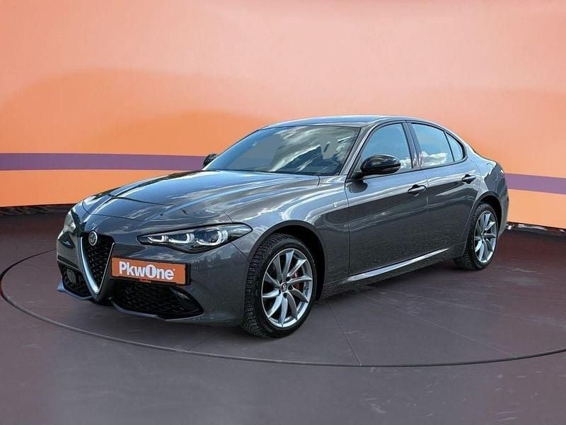 Gebraucht Alfa Romeo Giulia 280 PS (205 kW) 2024 Grau Limousine