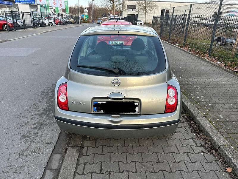 Gebraucht Nissan Micra 65 PS (47 kW) 2006 Grau Kleinwagen
