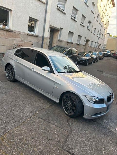 Gebraucht BMW 318 116 PS (85 kW) 2006 Silber Limousine