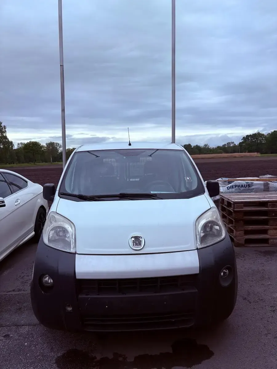 Gebraucht Fiat Fiorino 75 PS (55 kW) 2008 Weiß Van / Kleinbus