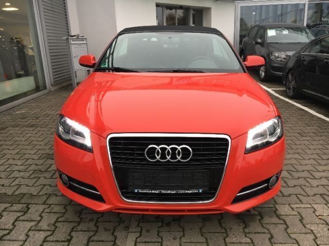 Gebraucht Audi A3 Cabriolet S-Line 105 PS (77 kW) 2010 Rot Cabrio