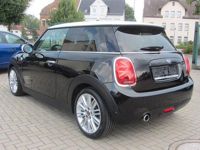 Gebraucht Mini Cooper 136 PS (100 kW) 2020 Schwarz Kleinwagen