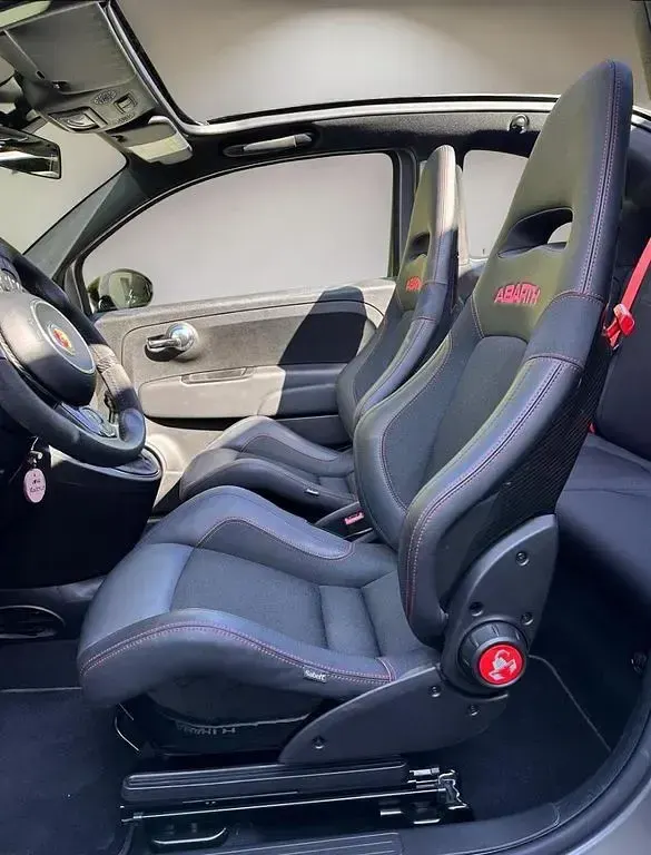 Gebraucht Abarth 595C Esseesse 179 PS (131 kW) 2020 Grau Cabrio