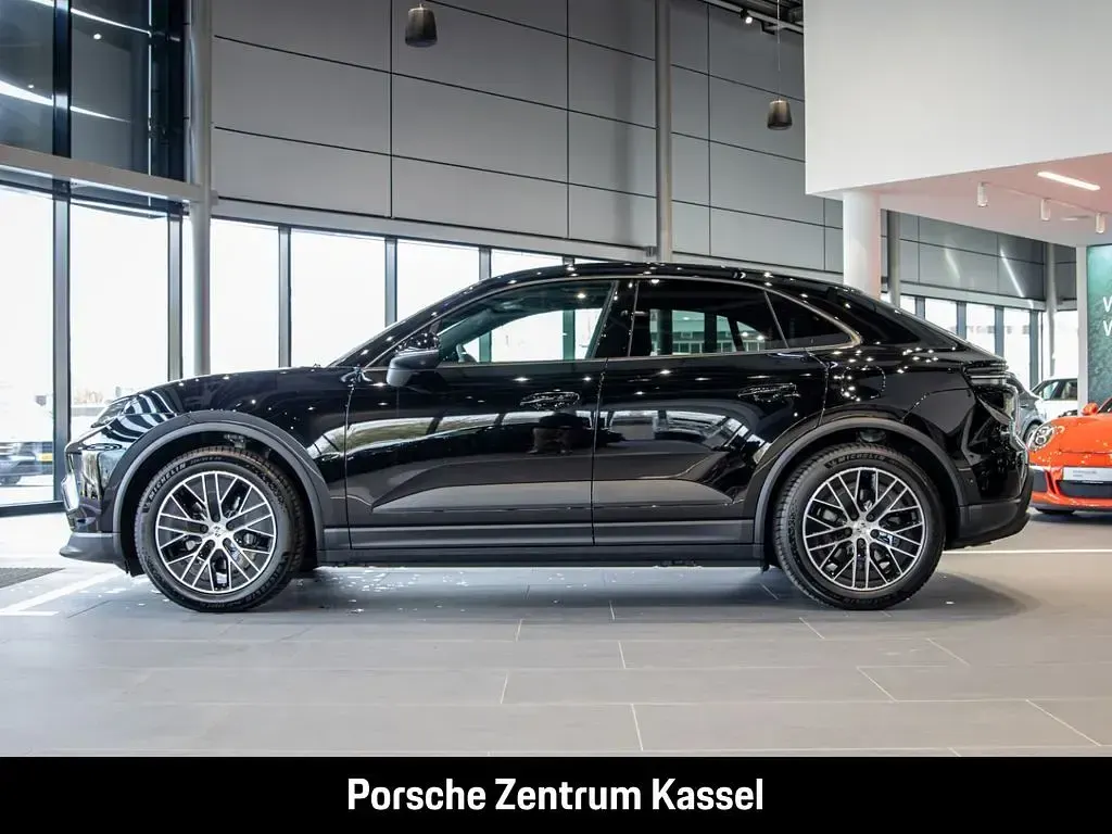 Neu Porsche Macan 300 kW (408 PS) 2026 Schwarz SUV
