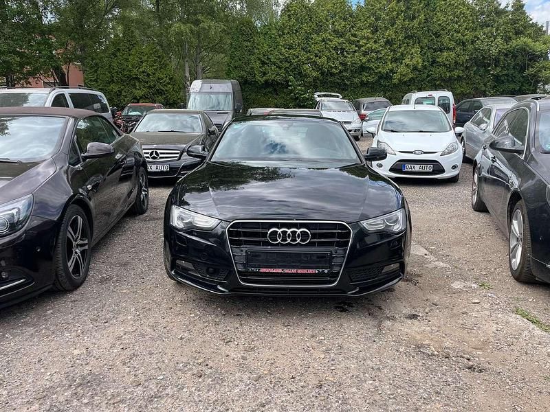 Gebraucht Audi A5 170 PS (125 kW) 2012 Brillantschwarz Coupé