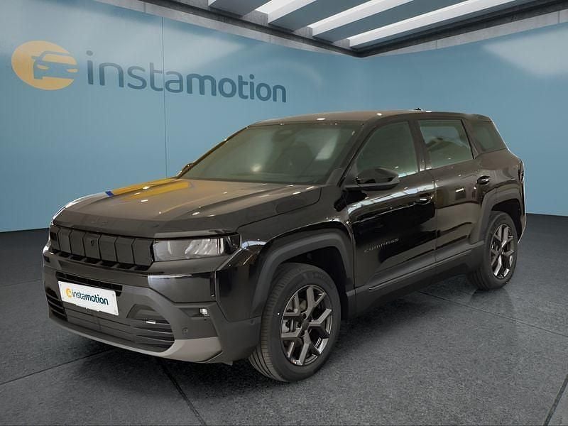 Neu Jeep Compass 145 PS (106 kW) 2026 Schwarz SUV