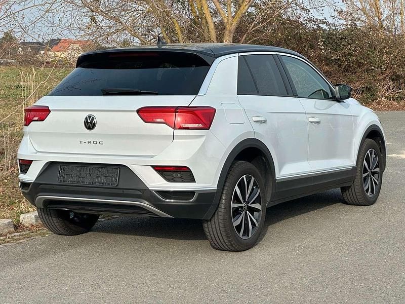 Gebraucht VW T-Roc Style 150 PS (110 kW) 2022 White silver SUV