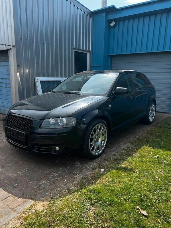 Schwarz Gebraucht 2007 Audi A3 Sportback Ambiente Kleinwagen | 3.199 € (Fairer Preis) - Bild 1/4