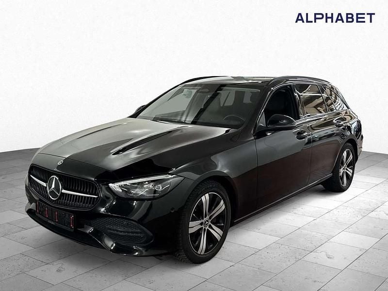 Obsidianschwarz Gebraucht 2022 Mercedes C200 Avantgarde Kombi | 23.507 € (Superpreis) - Bild 1/4