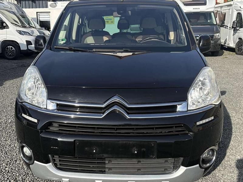 Second-hand Citroën Berlingo SELECTION 120 CP (88 kW) 2014 Negru Monovolum