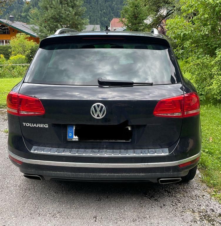 Gebraucht VW Touareg 262 PS (192 kW) 2015 Schwarz SUV
