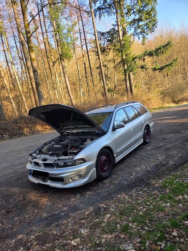 Gebraucht Mitsubishi Galant 160 PS (117 kW) 2002 Silber Kombi