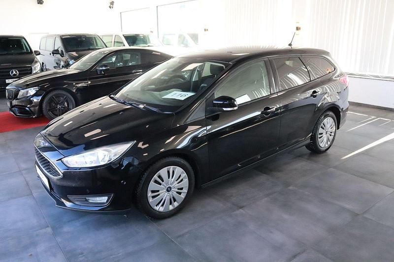 Gebraucht Ford Focus Business Edition 120 PS (88 kW) 2017 Schwarz Kombi