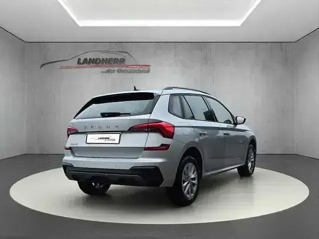 Gebraucht Skoda Kamiq 116 PS (85 kW) 2024 Brilliantsilber metallic (metallic) SUV