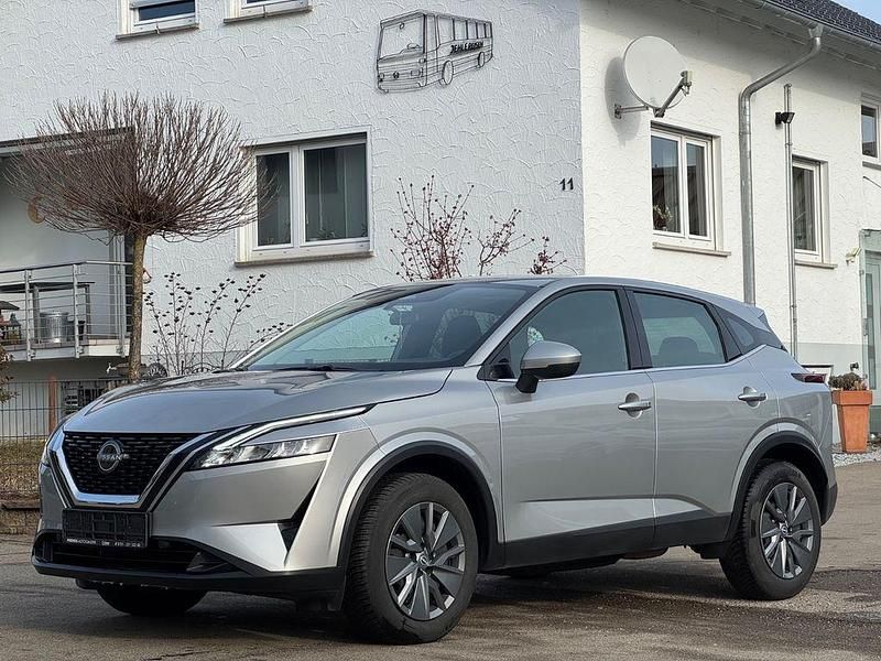 Silber Gebraucht 2022 Nissan Qashqai Visia SUV | 17.990 € (Superpreis) - Bild 1/4
