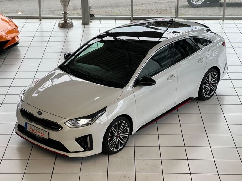Weiß Gebraucht 2021 Kia ProCeed GT Kleinwagen | 19.490 € (Fairer Preis) - Bild 1/4